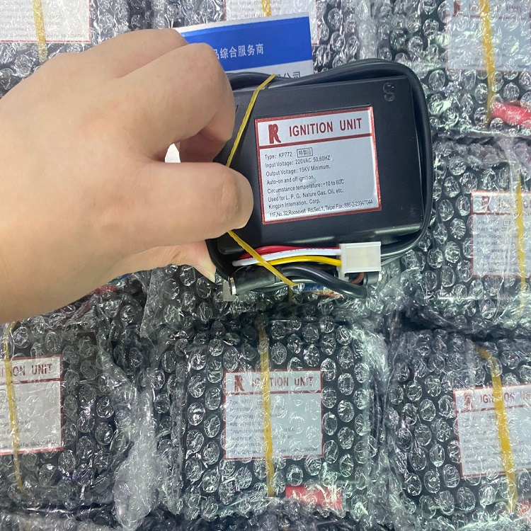 供應(yīng)日本正英點火變壓器GNITION UNIT KP772